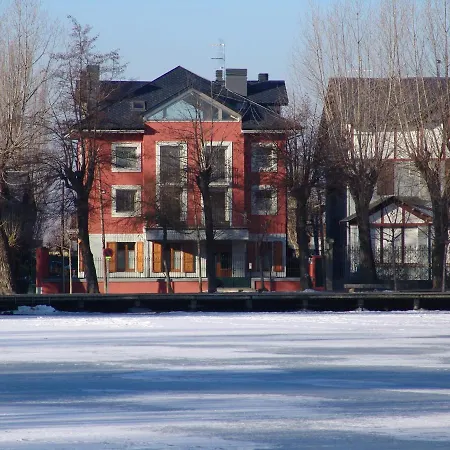 Boutique La Torreta Del Llac Apartment Puigcerda